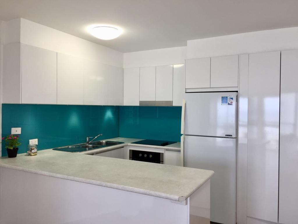 Surfers Holiday Apartments Gold Coast Exterior photo